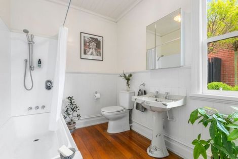 Photo of property in 70 Russell Street, Dunedin Central, Dunedin, 9016
