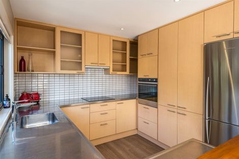 Photo of property in 24 Courtenay Street, St Albans, Christchurch, 8014