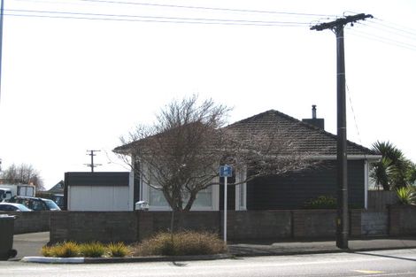 Photo of property in 40 Tukapa Street, Westown, New Plymouth, 4310