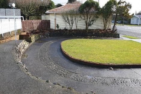 Photo of property in 203 Egmont Street, Patea, 4520