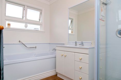 Photo of property in 21 Te Rangitautahanga Road, Turangi, 3334