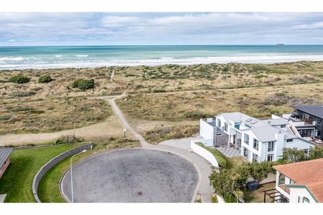 Photo of property in 14 Stout Street, Waimairi Beach, Christchurch, 8083