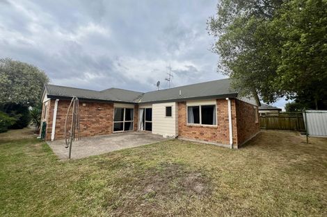 Photo of property in 12 Northmeadow Drive, Rototuna, Hamilton, 3210