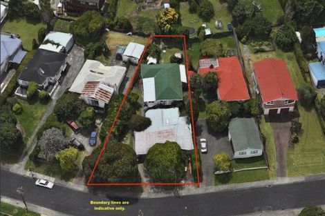 Photo of property in 24 Coniston Avenue, Te Atatu South, Auckland, 0610