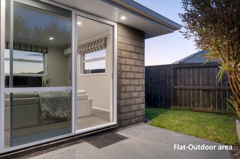 Photo of property in 4 Cupples Street, Papamoa Beach, Papamoa, 3118