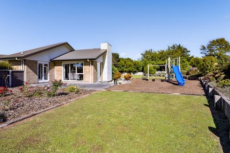 Photo of property in 1 Elizabeth Grove, Stratford, 4332