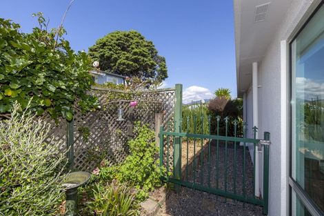 Photo of property in 32 Rosetta Road, Raumati South, Paraparaumu, 5032