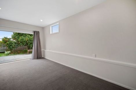Photo of property in 208 Beach Haven Road, Beach Haven, Auckland, 0626