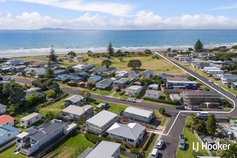Photo of property in 8 Scarborough Road, Waihi Beach, 3611