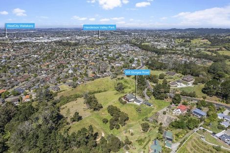 Photo of property in 305 Sturges Road, Henderson Valley, Auckland, 0612