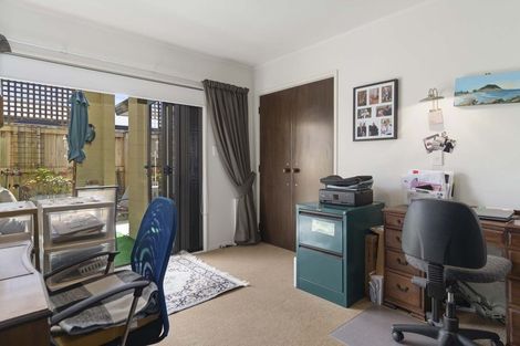 Photo of property in 317b Devonport Road, Tauranga, 3110