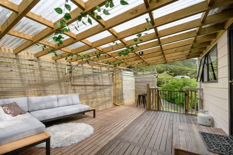 Photo of property in 18 Webster Place, Picton, 7220