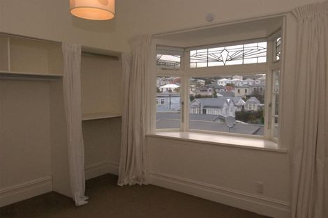 Photo of property in 35 Brougham Street, Mount Victoria, Wellington, 6011