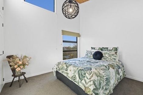 Photo of property in 12a Ridge Lane, New Plymouth, 4310