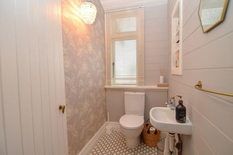 Photo of property in 5 Clifton Avenue, Carterton, 5713