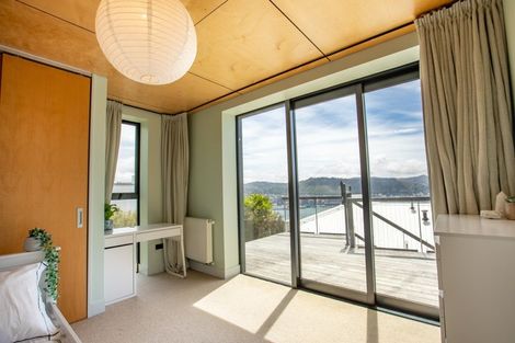 Photo of property in 1b Robieson Lane, Roseneath, Wellington, 6011