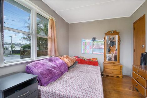 Photo of property in 63 Hepburn Road, Glendene, Auckland, 0602