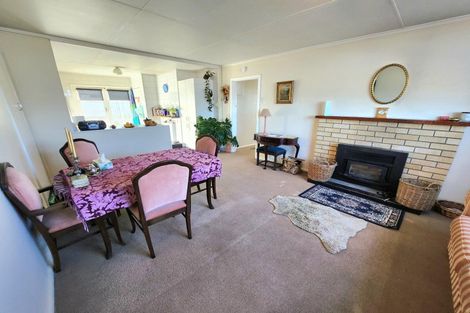 Photo of property in 72 Perth Street, South Hill, Oamaru, 9400