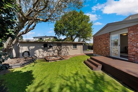 Photo of property in 3 Bushby Place, Bryndwr, Christchurch, 8053