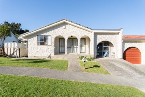 Photo of property in 48b Cortina Avenue, Johnsonville, Wellington, 6037