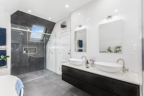 Photo of property in 49 Messines Road, Karori, Wellington, 6012