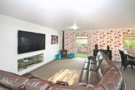 Photo of property in 14 Brompton Close, Richmond Heights, Taupo, 3330