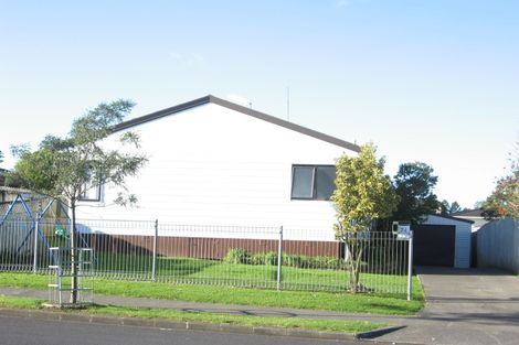Photo of property in 1/74 Sykes Road, Weymouth, Auckland, 2103