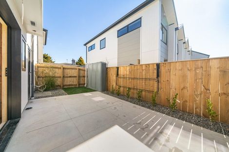 Photo of property in 1/104 Martin Street, Wallaceville, Upper Hutt, 5018