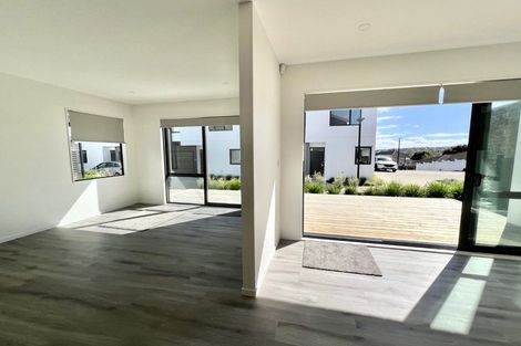 Photo of property in 13e Matterhorn Crescent, Northpark, Auckland, 2013
