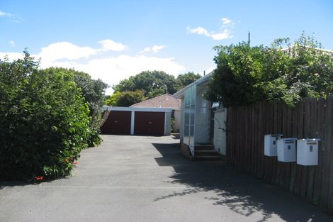 Photo of property in 3/2 Coles Place, St Albans, Christchurch, 8014