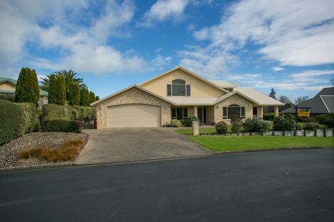 Photo of property in 4 Mulberry Grove, Morrinsville, 3300