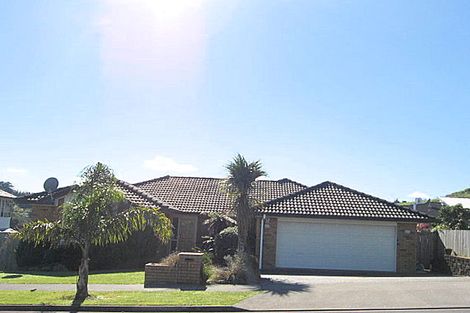 Photo of property in 329 Hill Road, The Gardens, Auckland, 2105