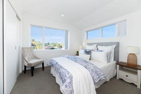 Photo of property in 1/67a Metcalfe Road, Ranui, Auckland, 0612