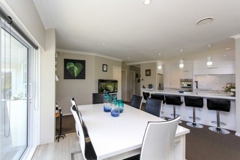 Photo of property in 423 Devon Street East, Strandon, New Plymouth, 4312