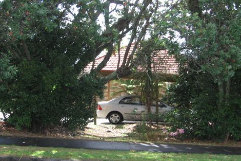 Photo of property in 22 Tirimoana Road, Te Atatu South, Auckland, 0602