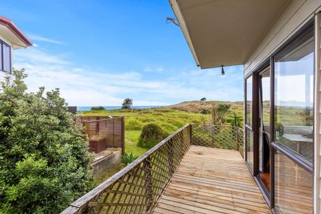 Photo of property in 6b Marjorie Lane, Papamoa Beach, Papamoa, 3118