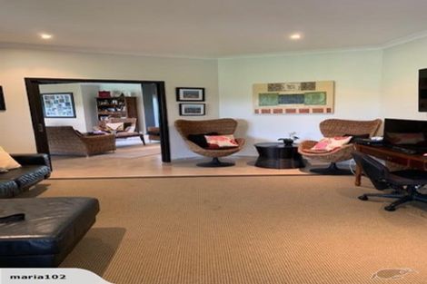 Photo of property in 78b Koraha Road, Kumeu, 0892
