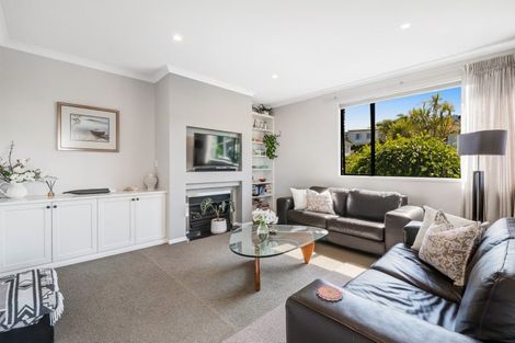 Photo of property in 57 The Ritz, Orewa, 0931