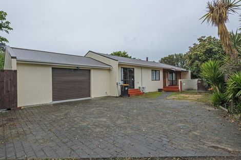 Photo of property in 134 John F Kennedy Drive, Milson, Palmerston North, 4414