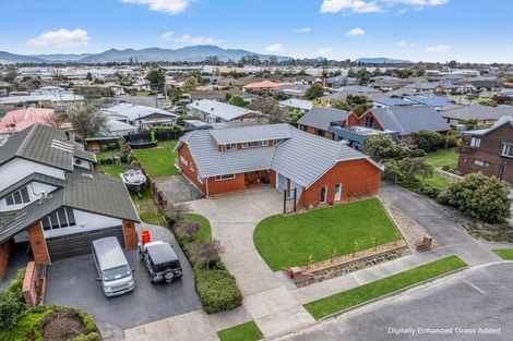 Photo of property in 12 Logan Place, Blenheim, 7201