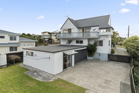 Photo of property in 243 Royal Road, Massey, Auckland, 0614