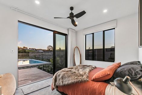 Photo of property in 27 Kotuitui Drive, Wainui, 0992