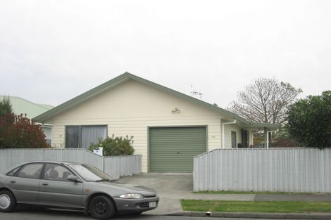 Photo of property in 2b Seddon Crescent, Marewa, Napier, 4110
