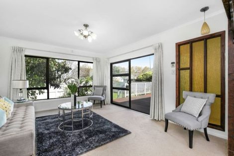 Photo of property in 18 Carbine Road, Mount Wellington, Auckland, 1060