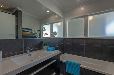 Photo of property in 19 Langley Avenue, Milson, Palmerston North, 4414