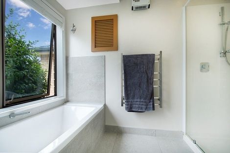 Photo of property in 64 Worsnop Way, Stillwater, Albany, 0794