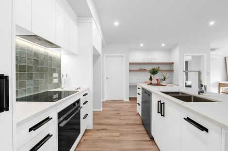 Photo of property in 16 Te Ia Terrace, Cambridge, 3434