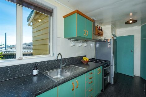 Photo of property in 56 Keppel Street, New Brighton, Christchurch, 8083