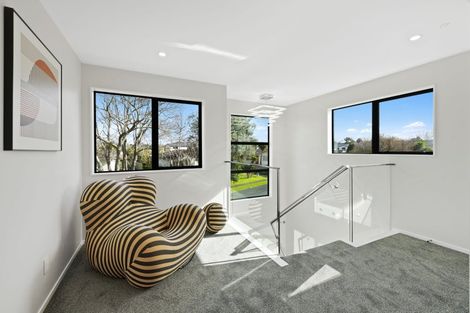 Photo of property in 28a Studfall Street, Pakuranga Heights, Auckland, 2010