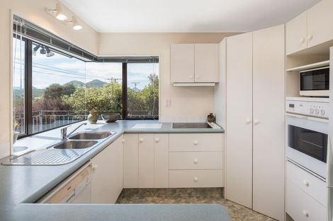 Photo of property in 97 Milton Terrace, Picton, 7220